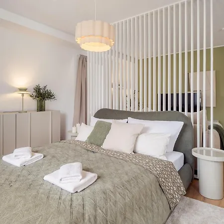 Auszeit Im Loft I Inkl Parkplatz I Balkon I 49 Qm I 3 Min Zur Elbe I 1 Schlafzimmer I Laubegast Drezda
