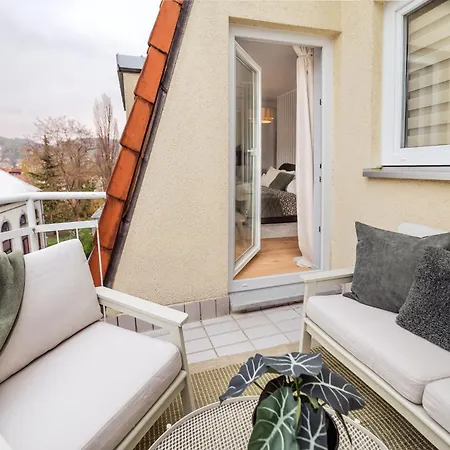 Apartman Auszeit Im Loft I Inkl Parkplatz I Balkon I 49 Qm I 3 Min Zur Elbe I 1 Schlafzimmer I Laubegast