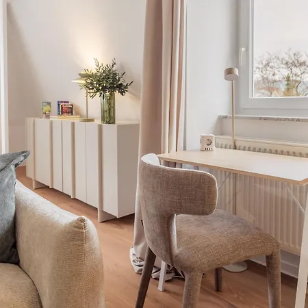 Auszeit Im Loft I Inkl Parkplatz I Balkon I 49 Qm I 3 Min Zur Elbe I 1 Schlafzimmer I Laubegast *