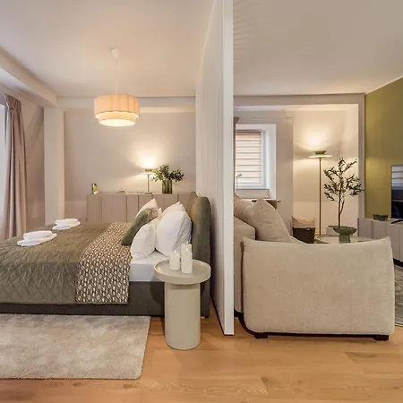 Auszeit Im Loft I Inkl Parkplatz I Balkon I 49 Qm I 3 Min Zur Elbe I 1 Schlafzimmer I Laubegast *
