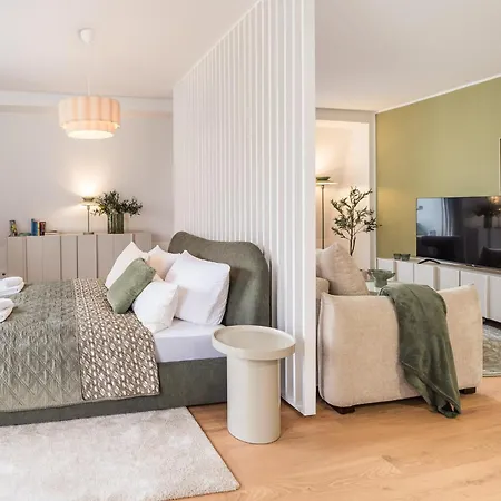 Apartman Auszeit Im Loft I Inkl Parkplatz I Balkon I 49 Qm I 3 Min Zur Elbe I 1 Schlafzimmer I Laubegast